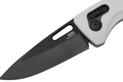 SOG One-Zero XR White Aluminum, Black Chrome 12-73-05-57 Couteau De Poche 8 SOG One-Zero XR White Aluminum, Black Chrome 12-73-05-57 Couteau De Poche -SOG Magasin SOG 12 73 05 57 03 sog